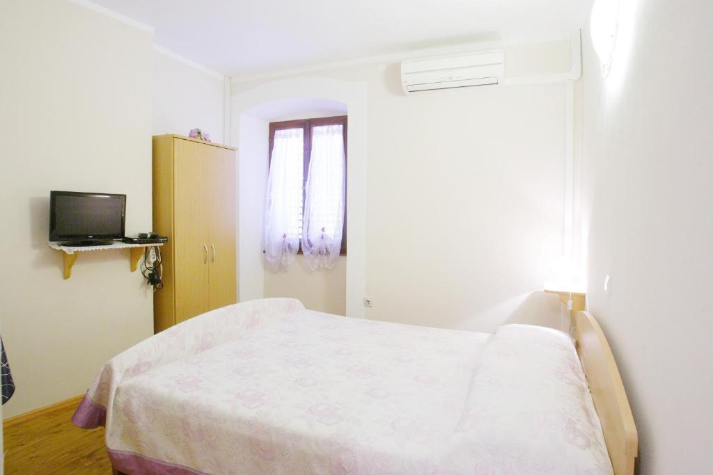 Rooms Sara Grožnjan Kamer foto